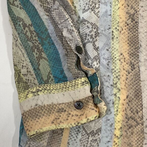 Equipment Femme Medium Delicate Silk Button up shirt Snake Skin Pastel Stripes - Picture 4 of 8